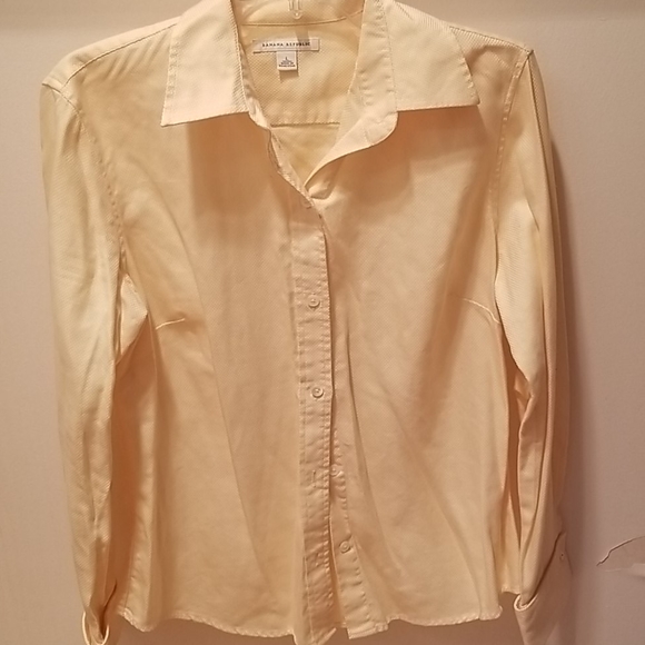 Pale yellow blouse - Picture 1 of 3